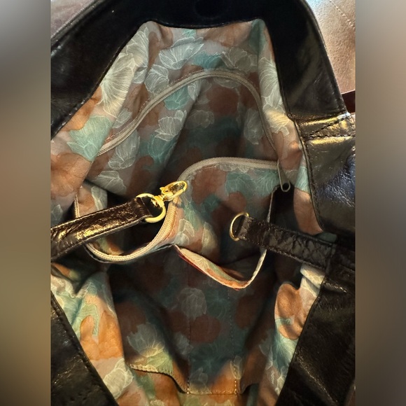 Hobo Lennon Leather Tote Bag - Picture 8 of 11